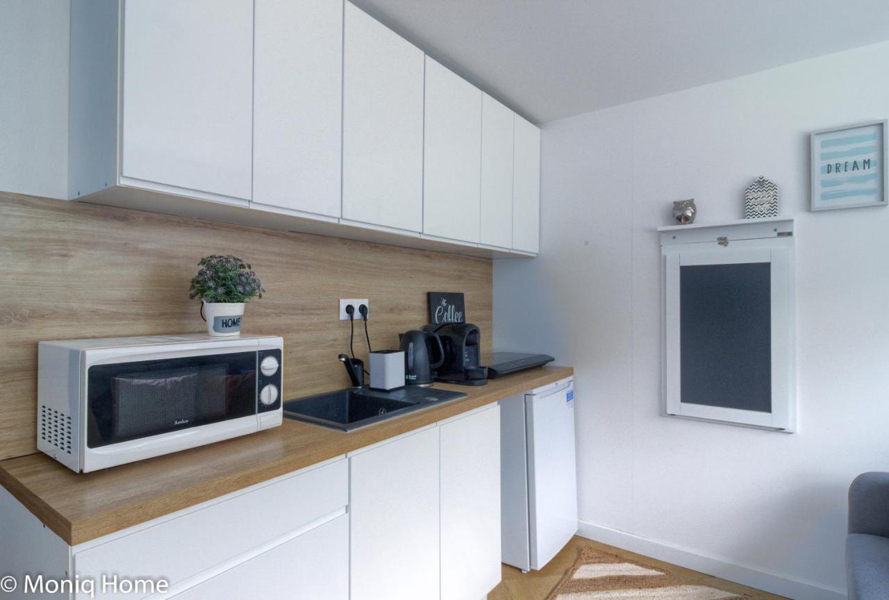M&R Apartament Smart&Bright Batorego 16, Netflix, Free Wifi, Metro I Park Pole Mokotowskie, Stodola, Self Check-In, 5 Minut Od Centrum ワルシャワ エクステリア 写真