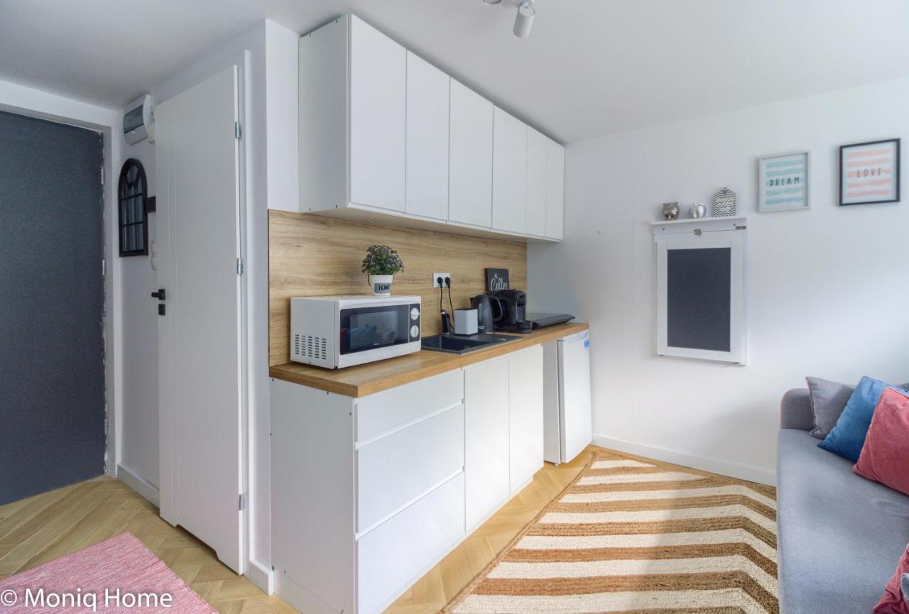 M&R Apartament Smart&Bright Batorego 16, Netflix, Free Wifi, Metro I Park Pole Mokotowskie, Stodola, Self Check-In, 5 Minut Od Centrum ワルシャワ エクステリア 写真