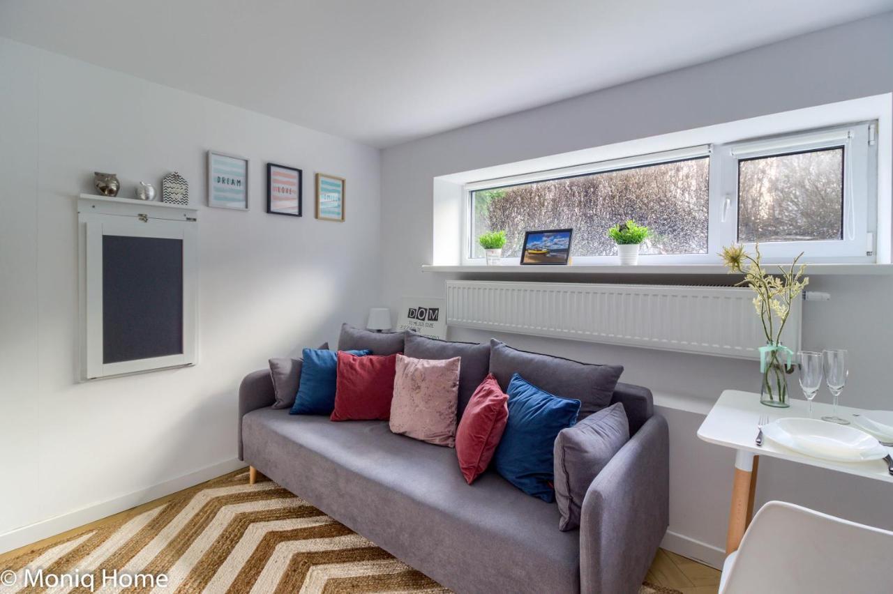 M&R Apartament Smart&Bright Batorego 16, Netflix, Free Wifi, Metro I Park Pole Mokotowskie, Stodola, Self Check-In, 5 Minut Od Centrum ワルシャワ エクステリア 写真